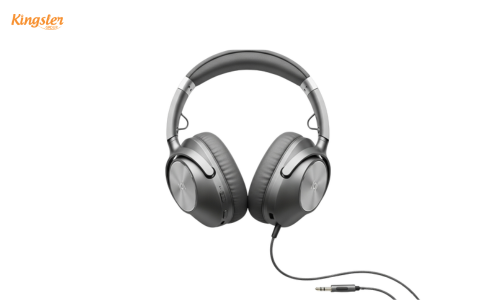 noise cancelling headphones